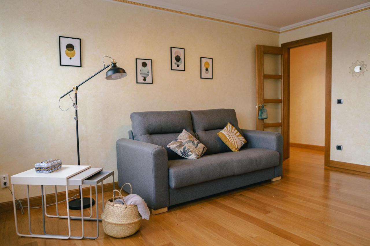 Alojamiento Urabain Apartment Allo Exterior photo
